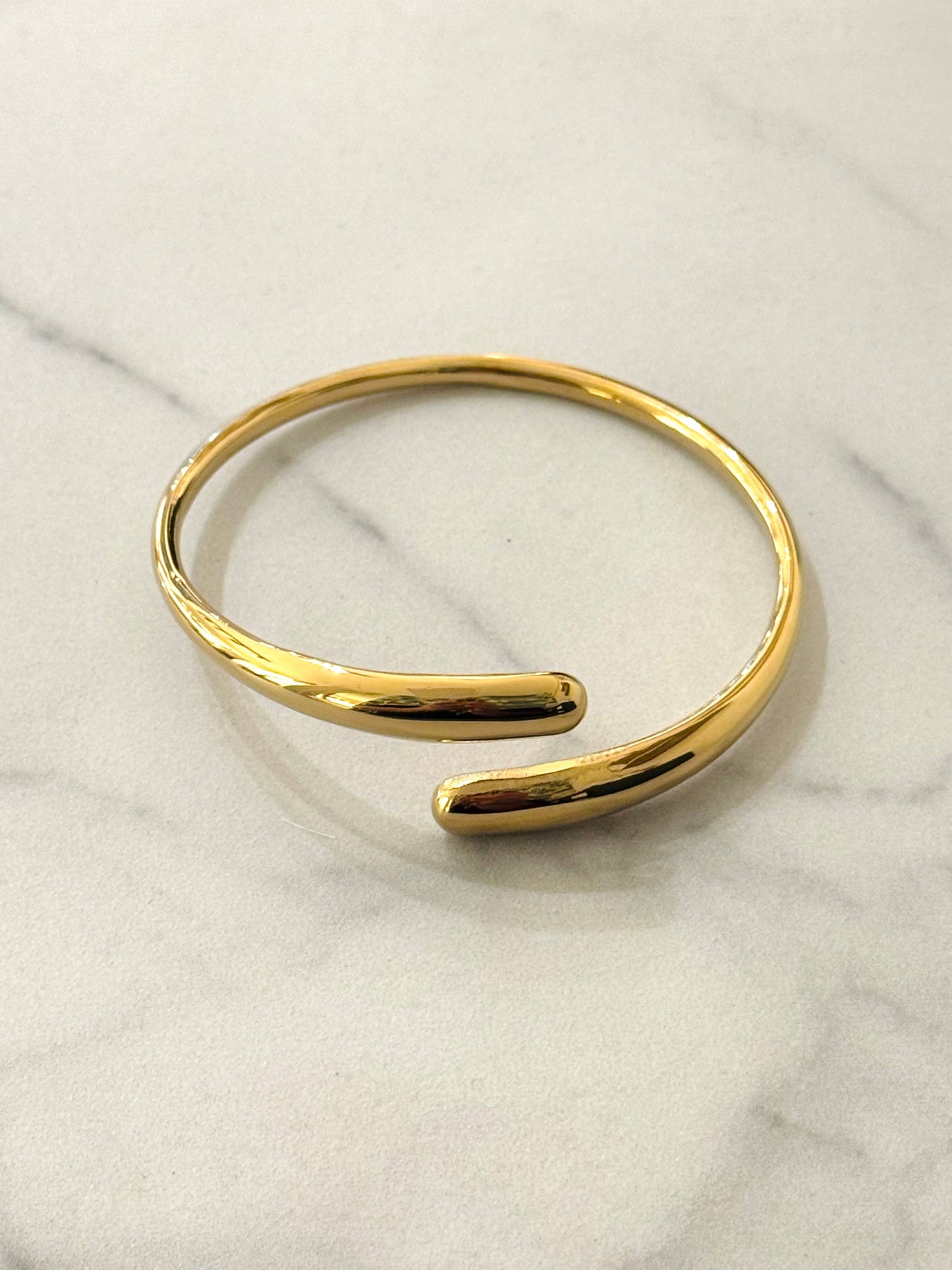 Bracelet Jonc en Acier Inoxydable Coralie