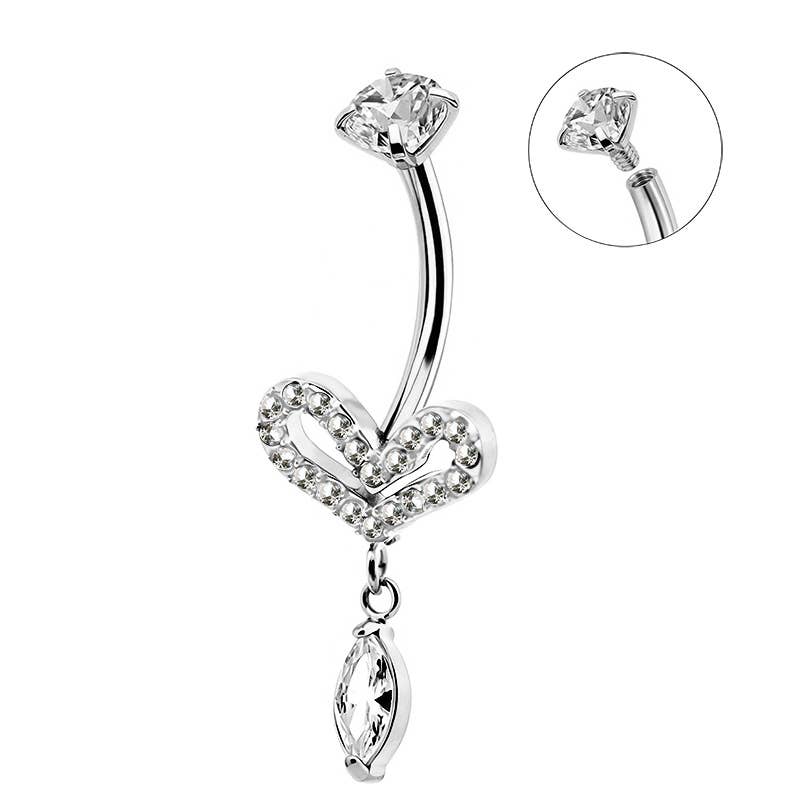 Piercing de nombril argenté pendant en acier chirurgical avec un cœur pavé de strass et une pierre marquise suspendue, système de vissage interne.