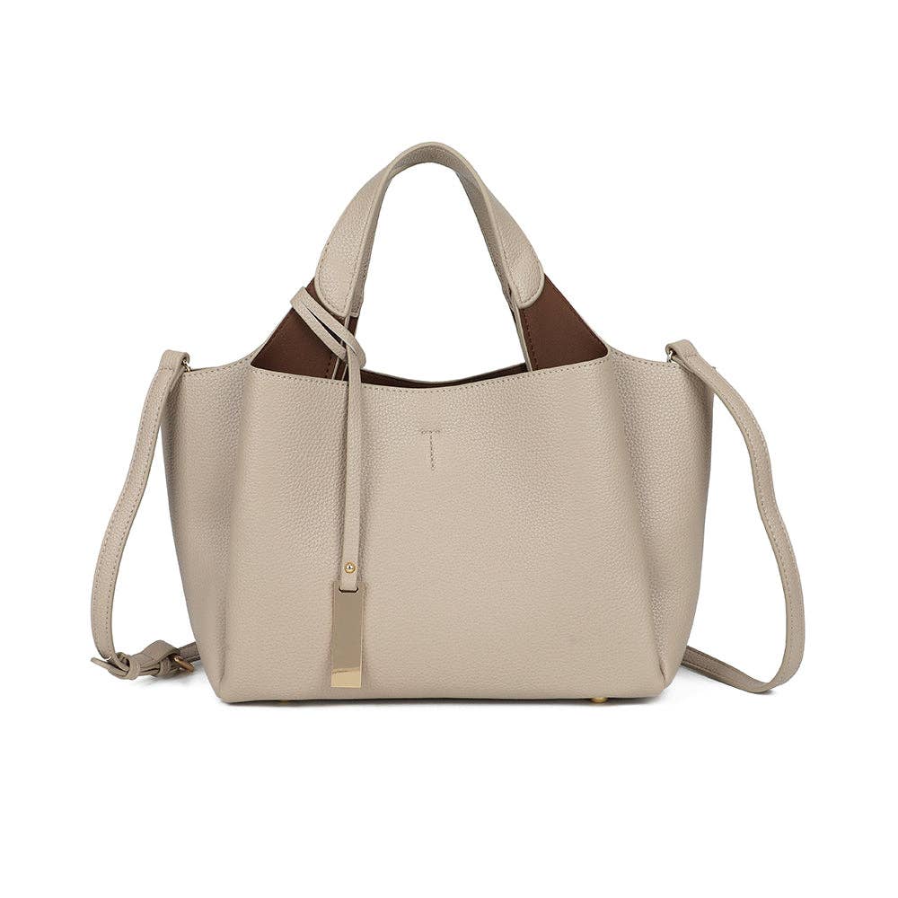 Sac à main Le Soren en similicuir beige sable avec pampille métallique dorée REF 294.