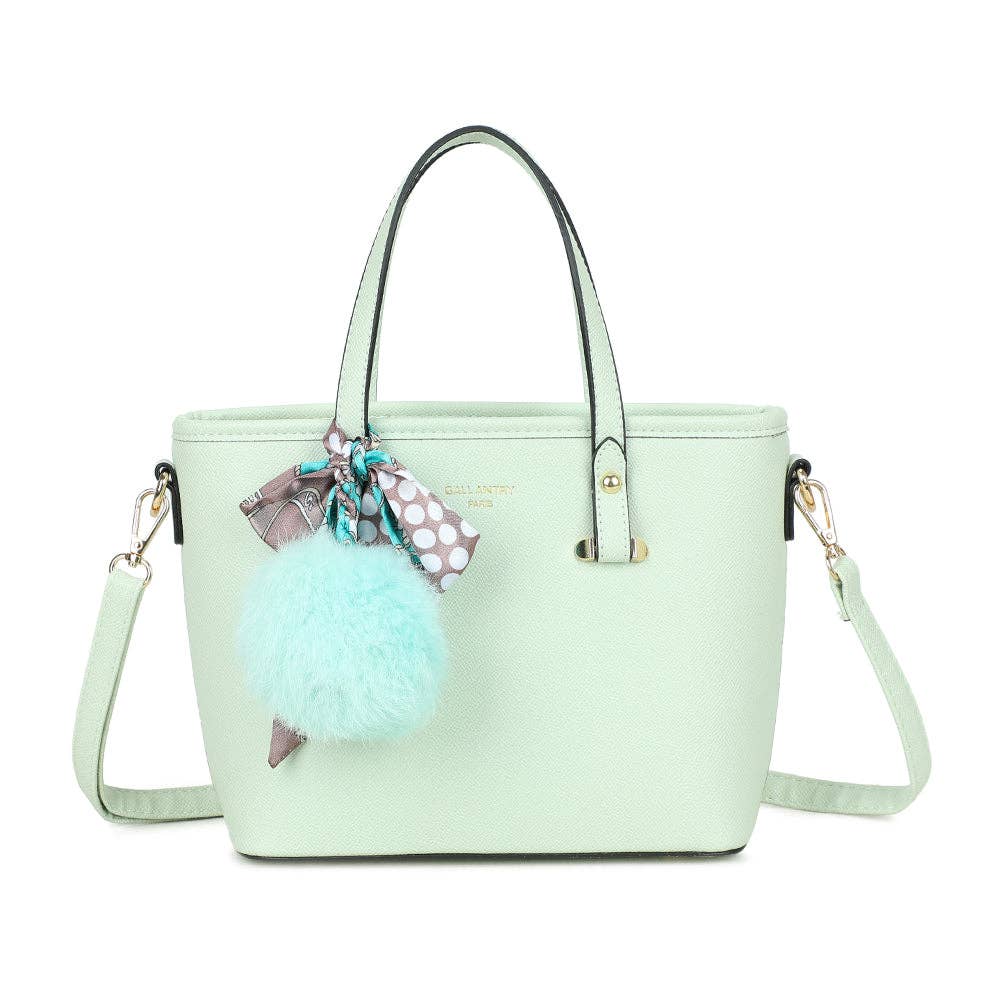 Sac à main d'été Amélis REF 121 couleur vert amande pastel avec foulard à pois et pompon vert menthe.