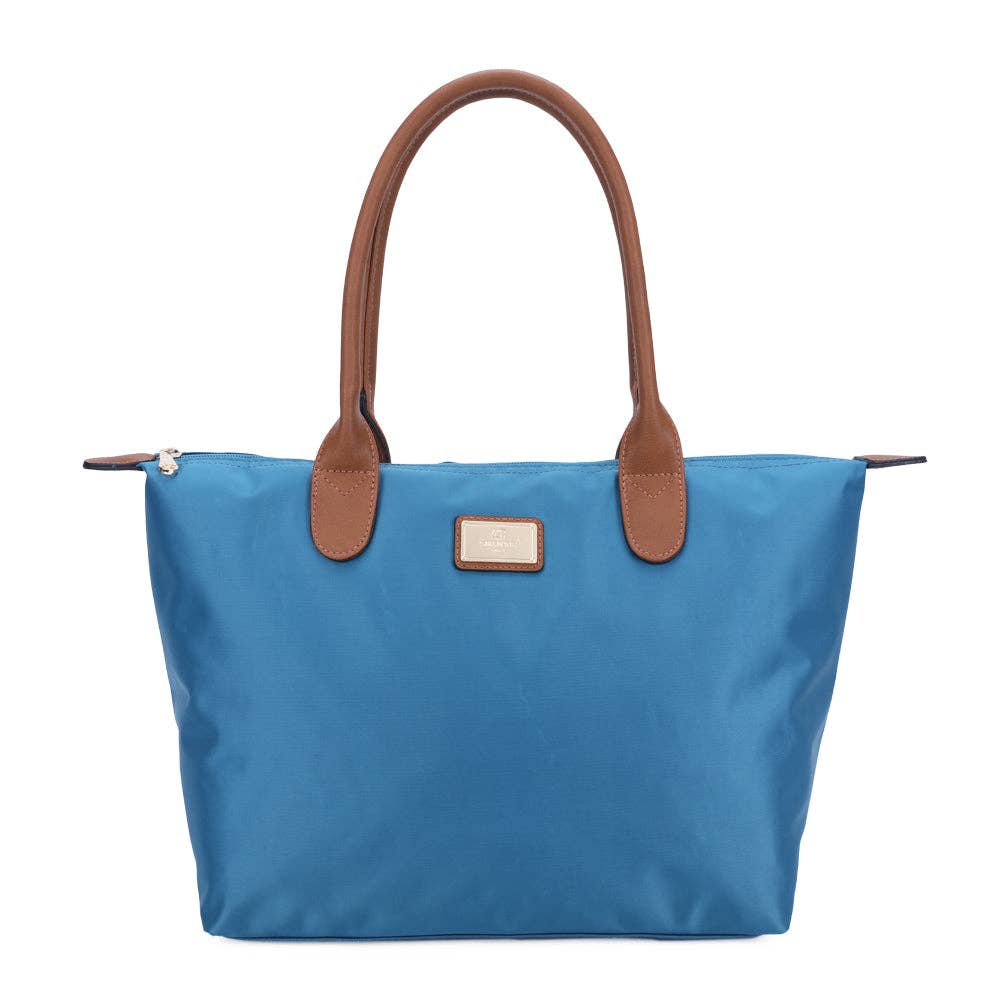 Sac shopping format médium La Balade en nylon bleu turquoise foncé (REF 15), équipé de longues anses marron camel et d'une fermeture zippée supérieure, isolé sur fond blanc.